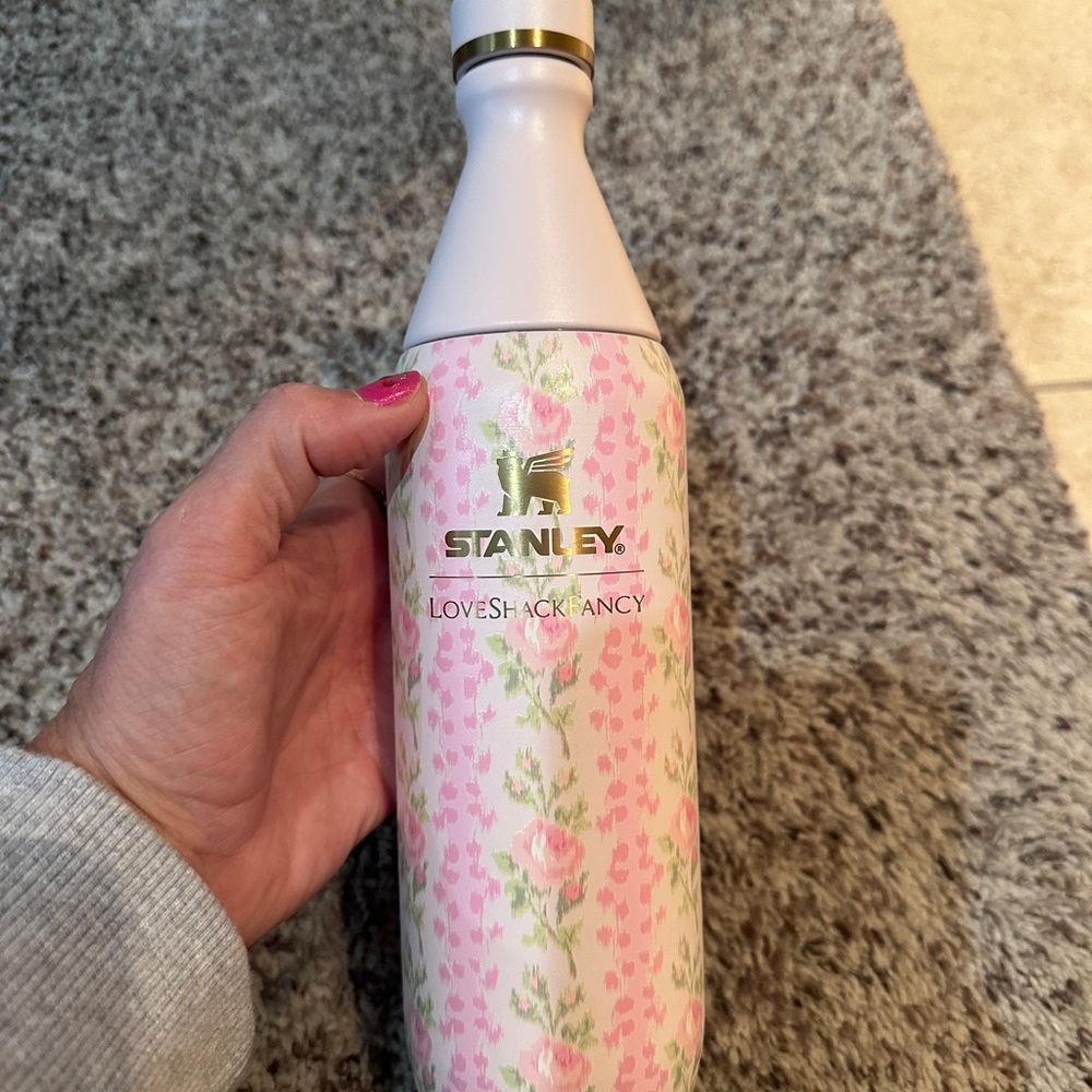Authentic Stanley Loveshack Fancy 20 oz slim Blooming Heirloom